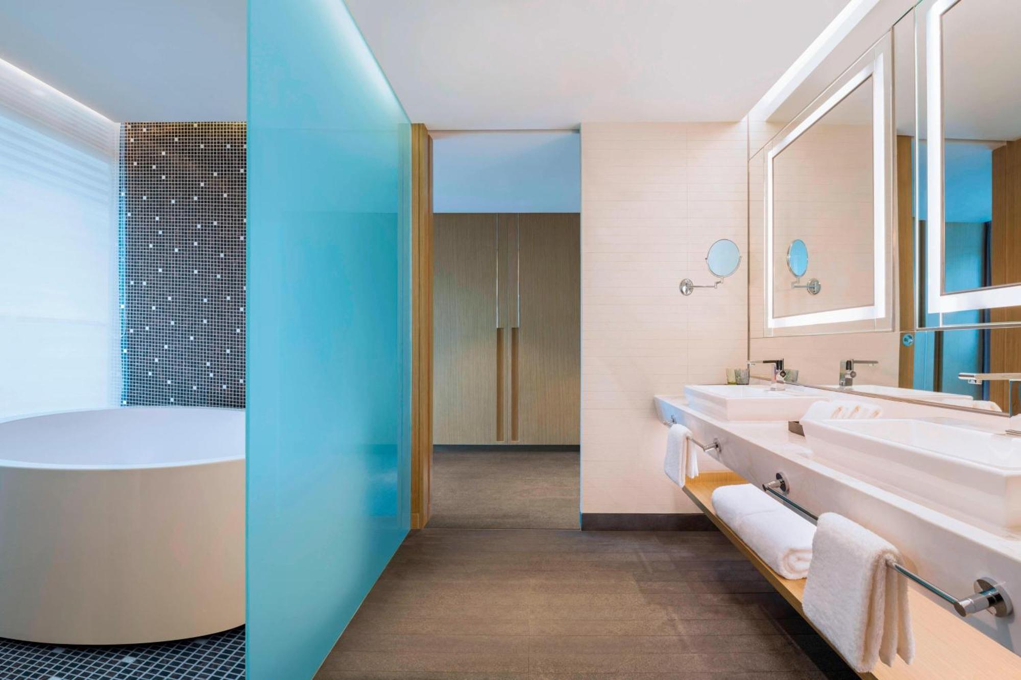 Le Meridien Qingdao West Coast Exterior photo